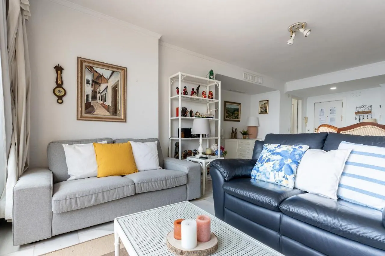 Malagasuite Torremolinos Seaside Penthouse 0*,